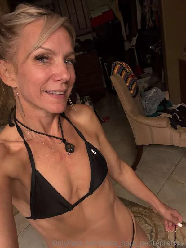 Bella Bare OnlyFans free account photo 14 - bella_bare_petiteprofxxx nudes and sex tapes