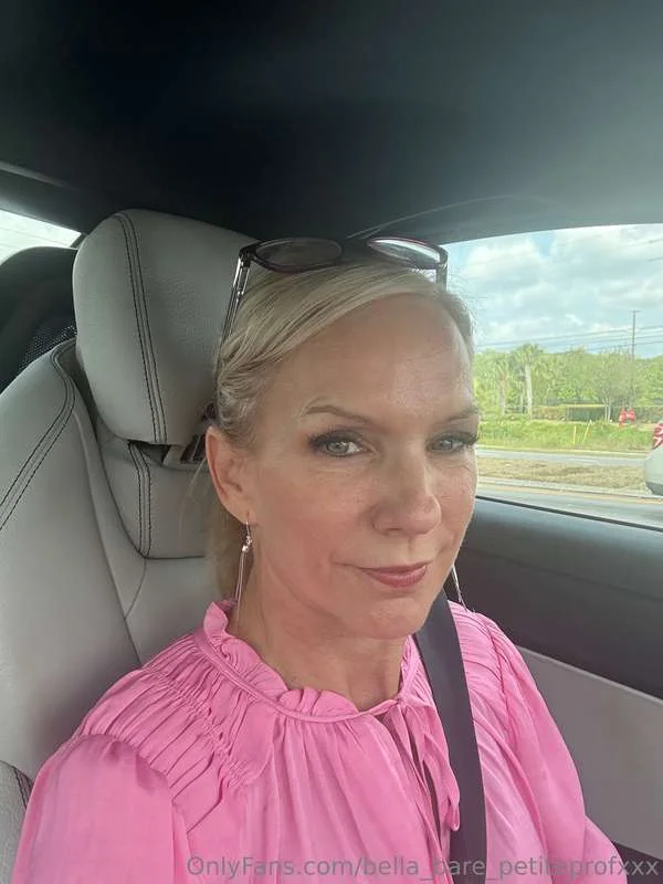 Bella Bare OnlyFans free account photo 16 - bella_bare_petiteprofxxx nudes and sex tapes