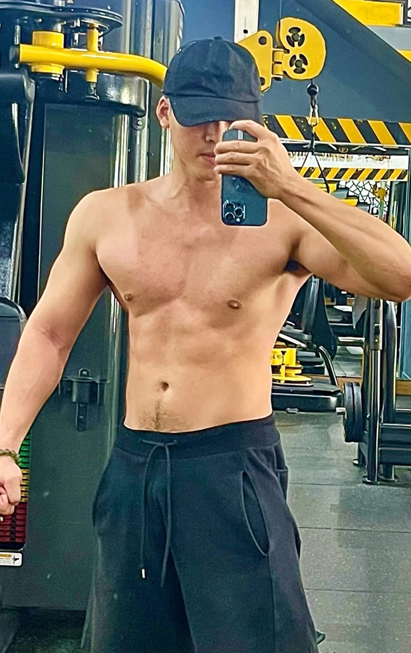 ToNy OnlyFans free account photo 4 - tony_lee99 nudes and sex tapes