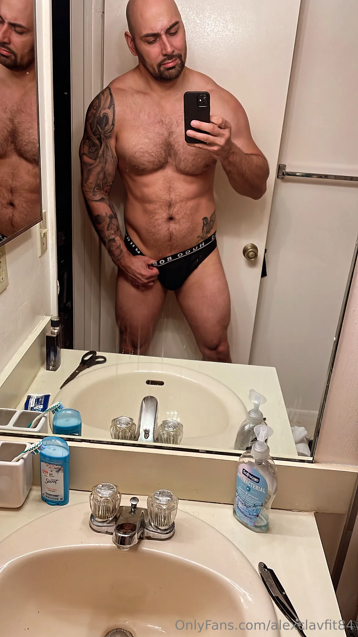 Alex OnlyFans free account photo 4 - alexclavfit84 nudes and sex tapes