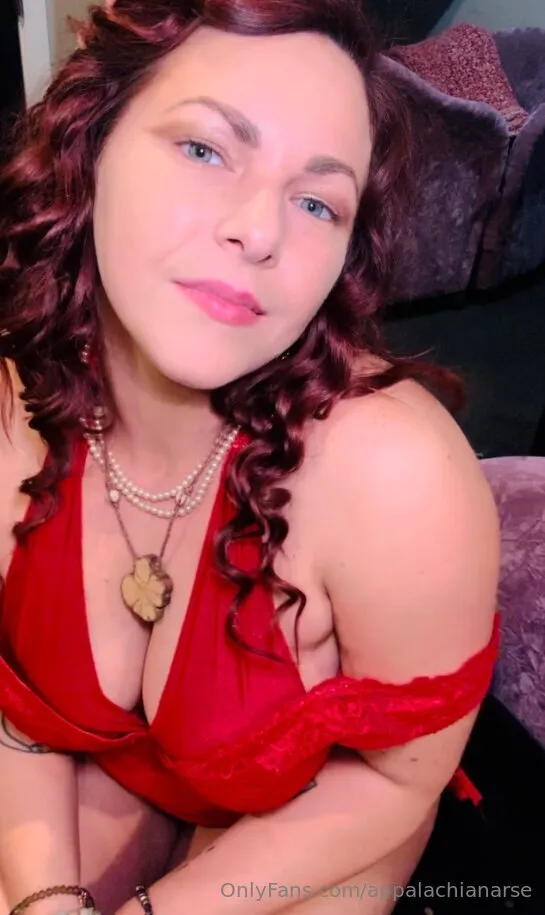 Paisley 🌸 | Curvy Mountain Momma 🏔️🍑 OnlyFans free account photo 11 - appalachianarse nudes and sex tapes