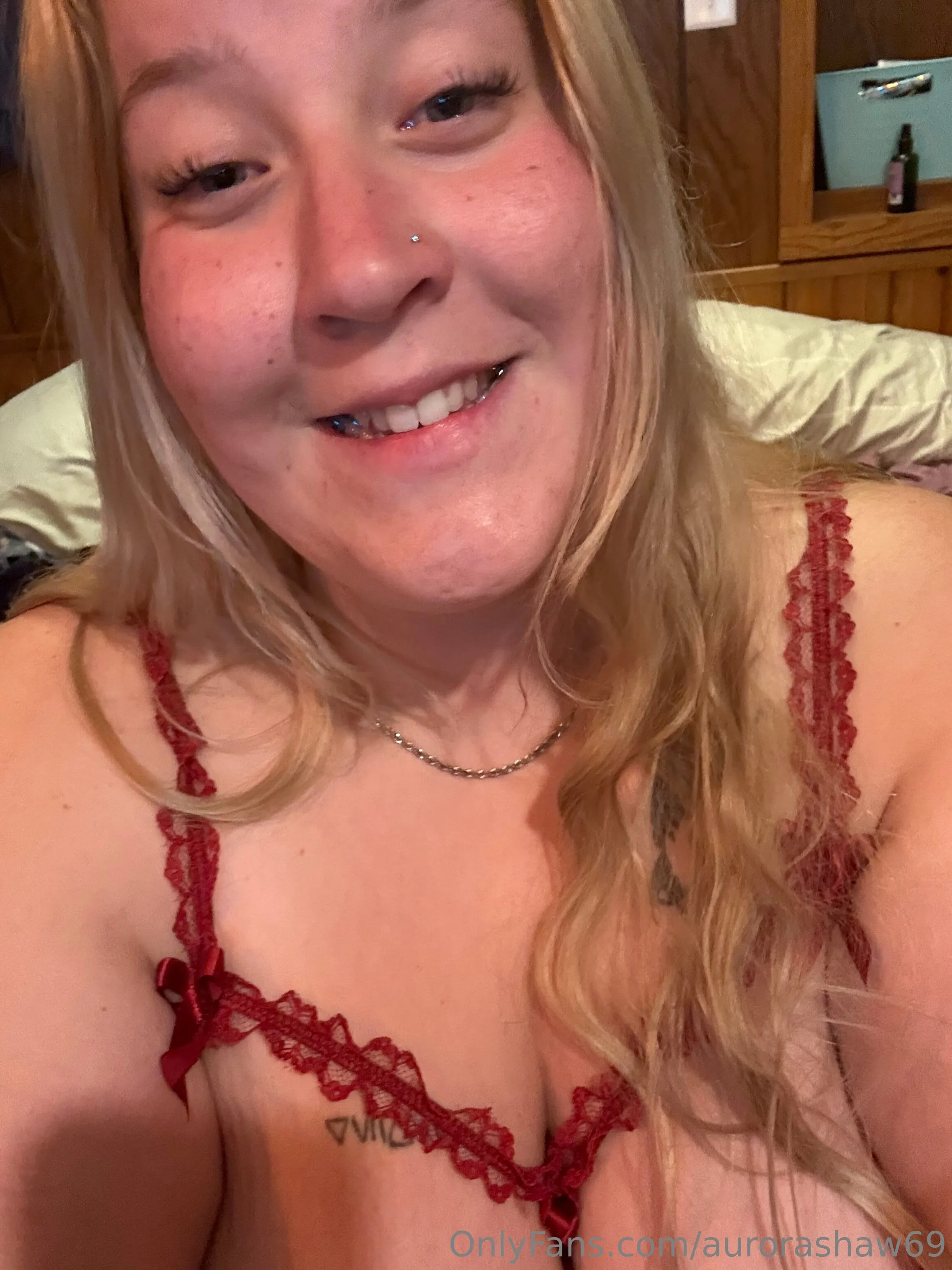 Aurora OnlyFans free account photo 5 - aurorashaw69 nudes and sex tapes