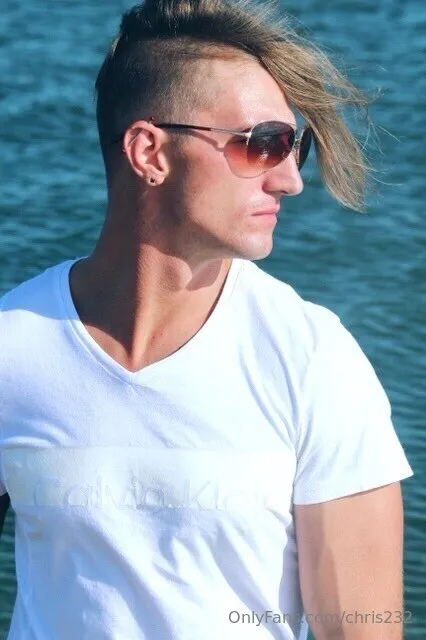 chris OnlyFans free account photo 12 - chris232 nudes and sex tapes