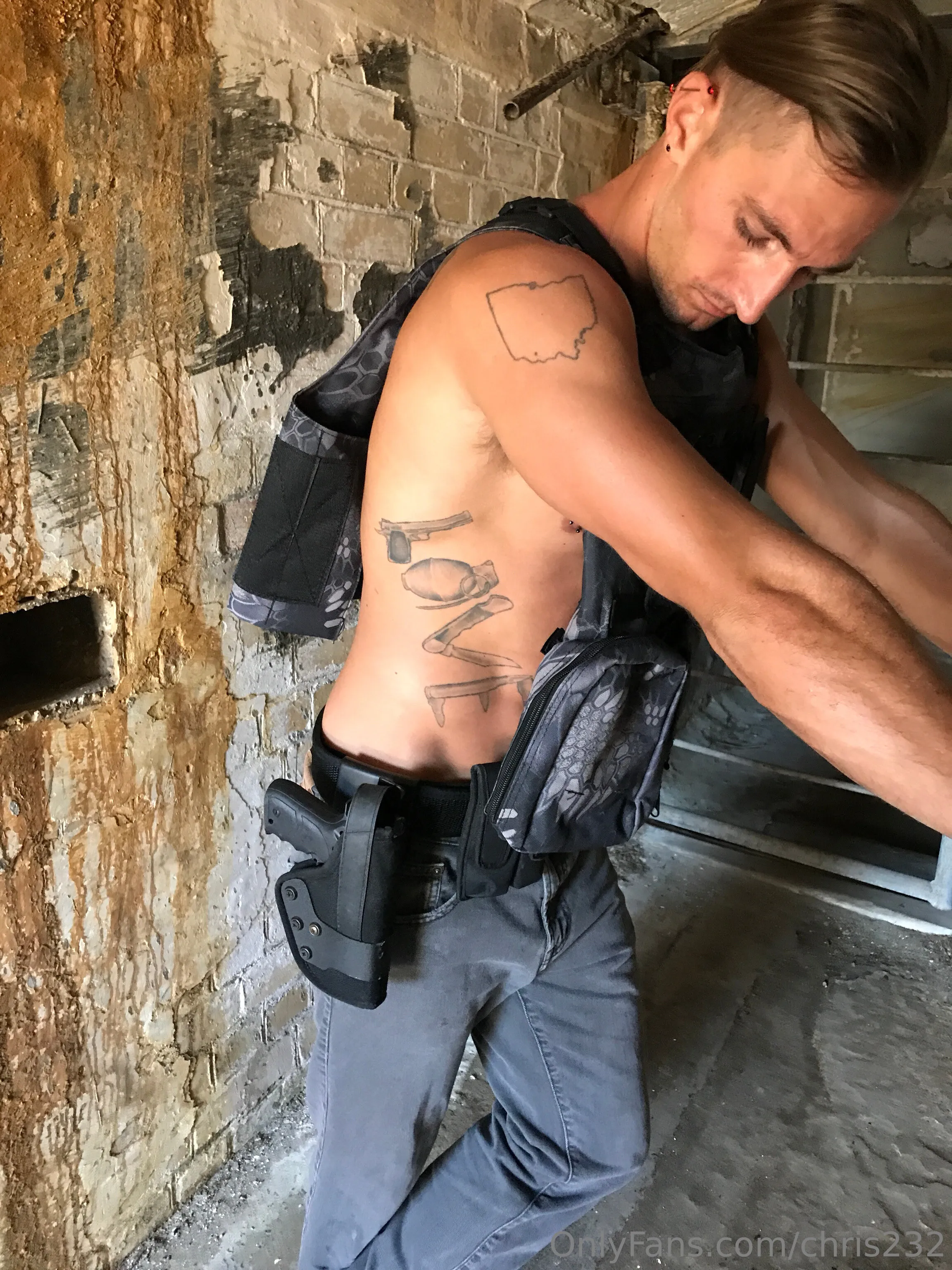 chris OnlyFans free account photo 5 - chris232 nudes and sex tapes