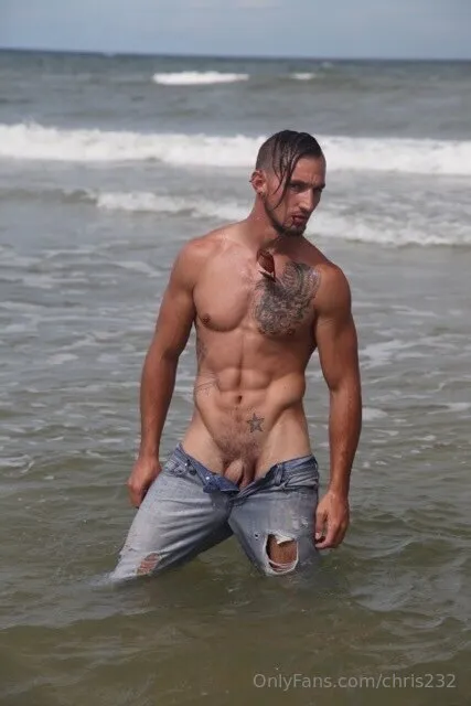 chris OnlyFans free account photo 3 - chris232 nudes and sex tapes