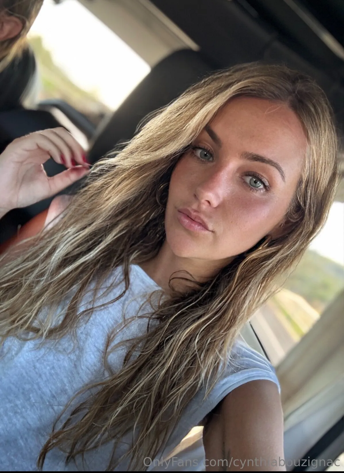 Cynthia Bouzignac OnlyFans free account photo 13 - cynthiabouzignac nudes and sex tapes