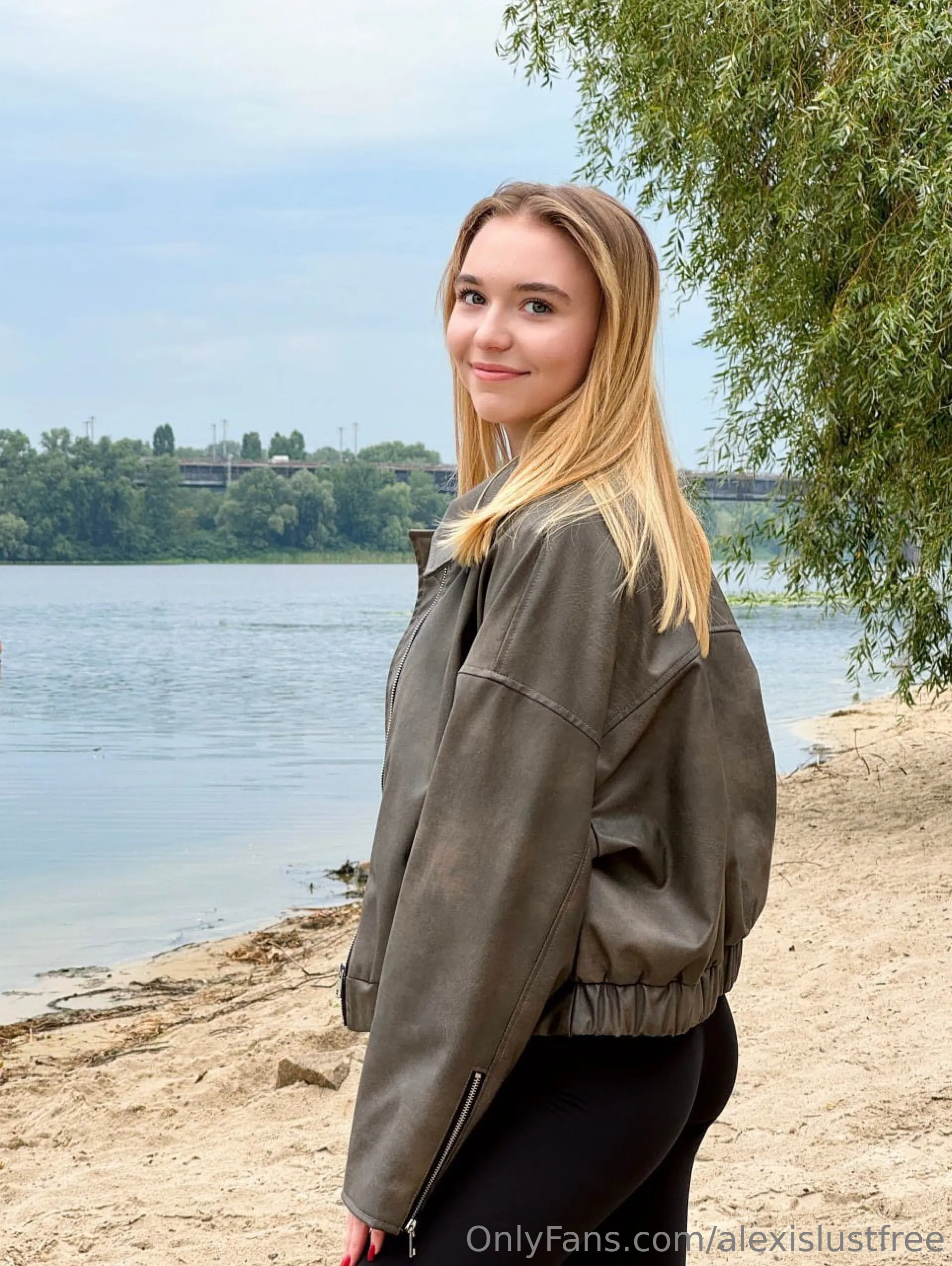 Alexis Lust OnlyFans free account photo 18 - alexislustfree nudes and sex tapes