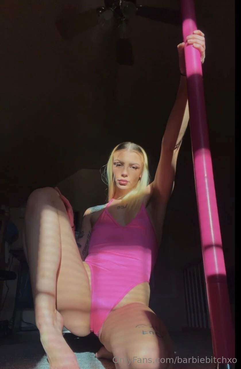 BarbieBitchxo OnlyFans free account photo 9 - barbiebitchxo nudes and sex tapes