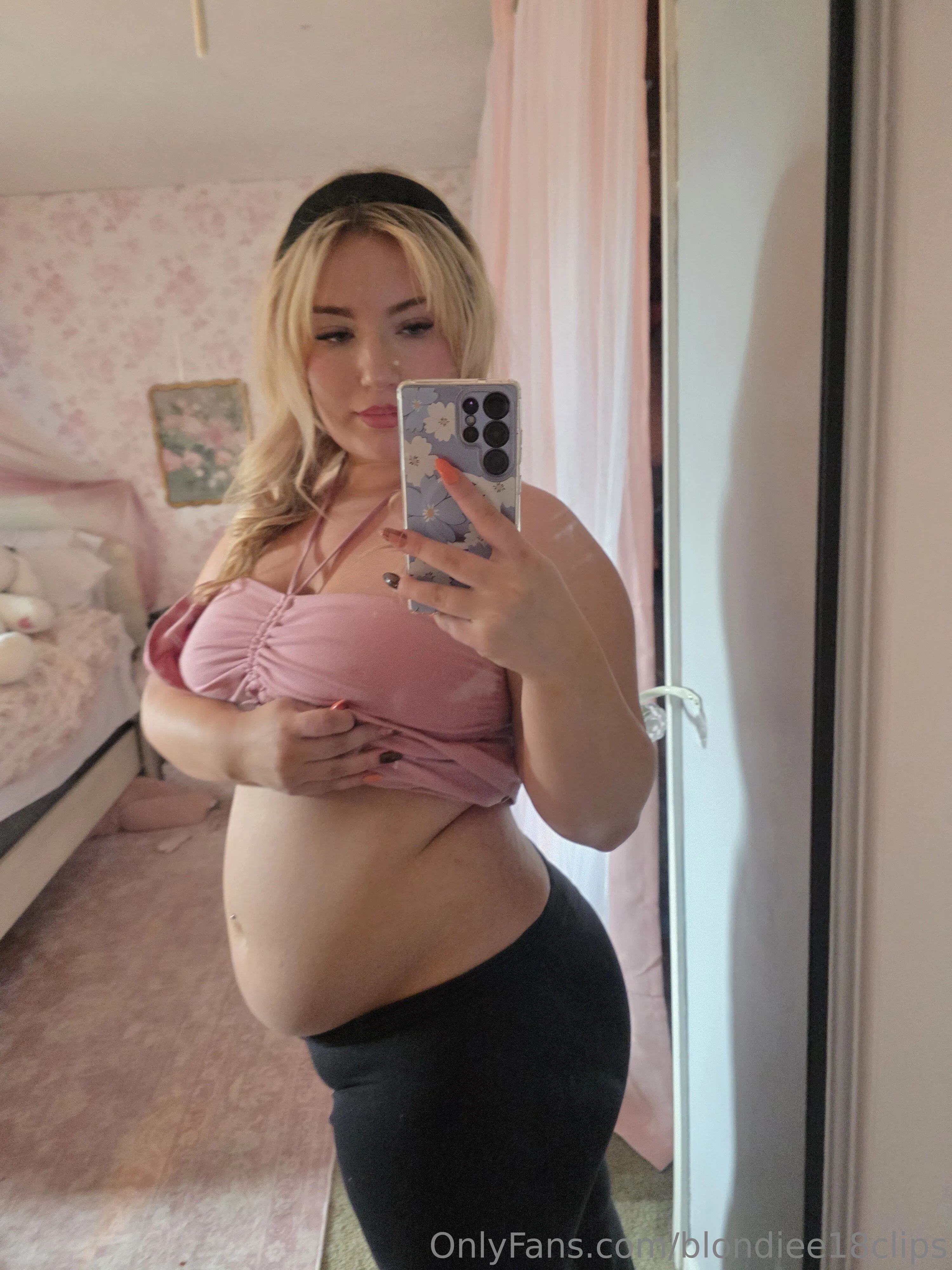 blondiee18clips OnlyFans free account photo 20 - blondiee18clips nudes and sex tapes