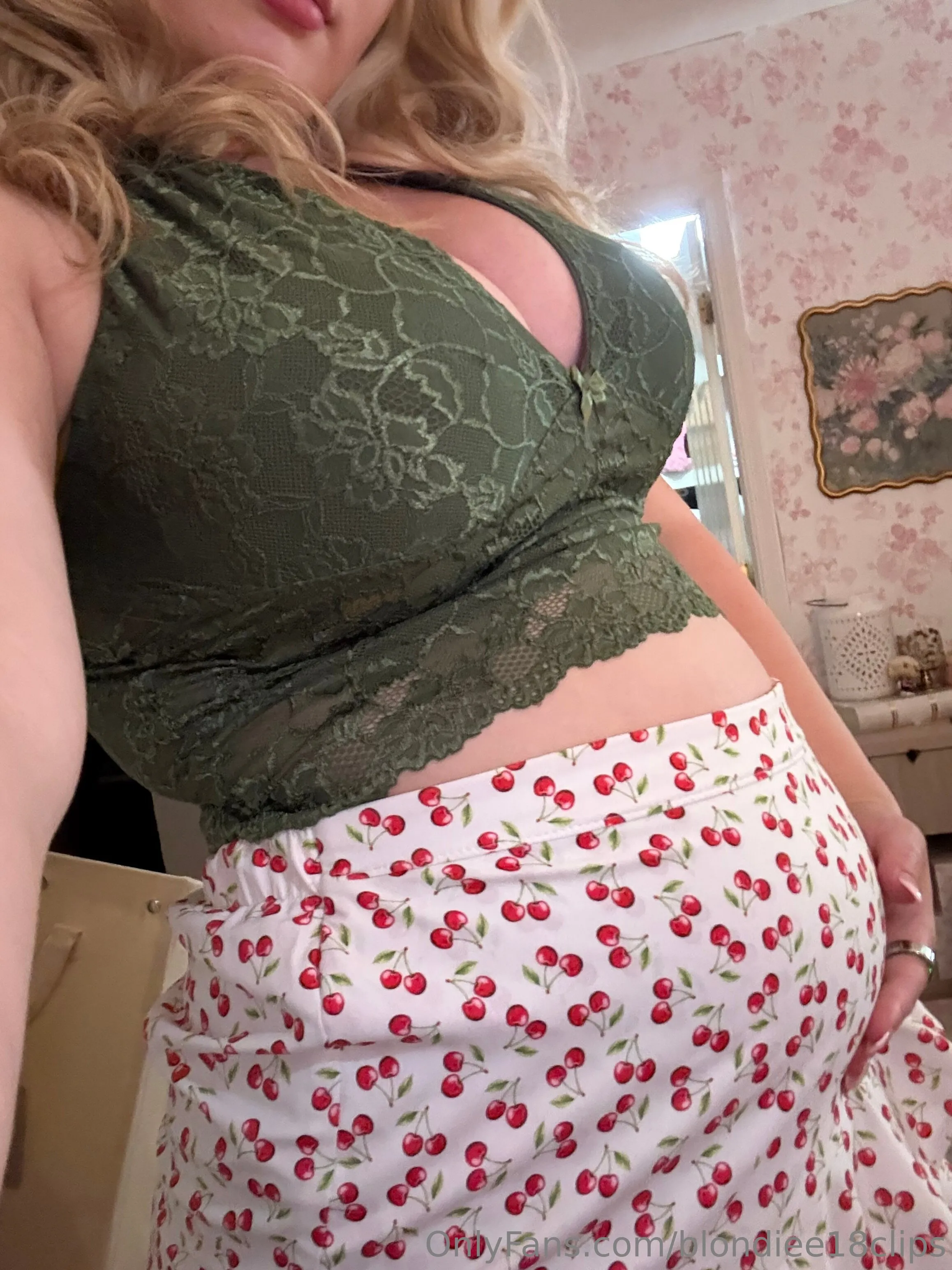 blondiee18clips OnlyFans free account photo 17 - blondiee18clips nudes and sex tapes