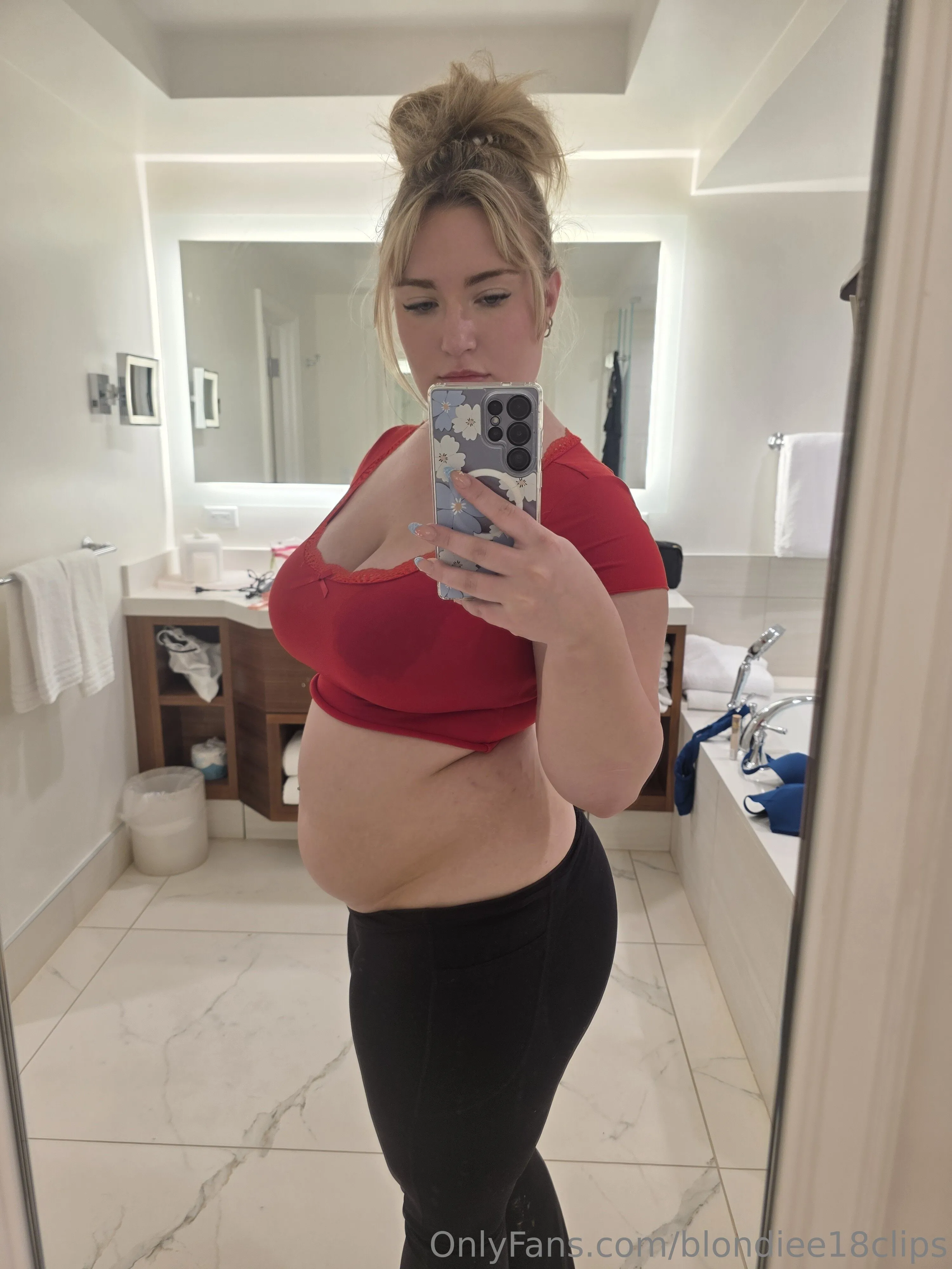 blondiee18clips OnlyFans free account photo 12 - blondiee18clips nudes and sex tapes