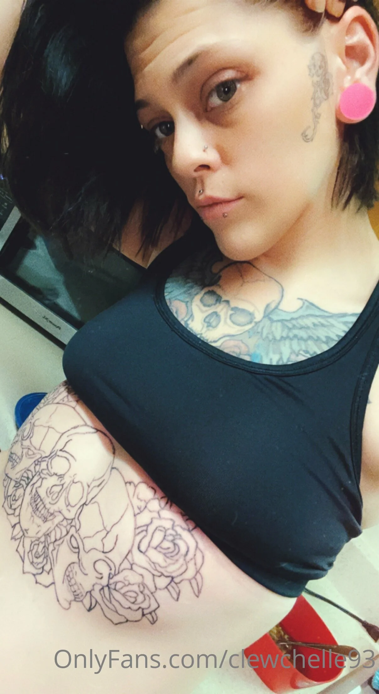 Get-A-Clew OnlyFans free account photo 3 - clewchelle93 nudes and sex tapes