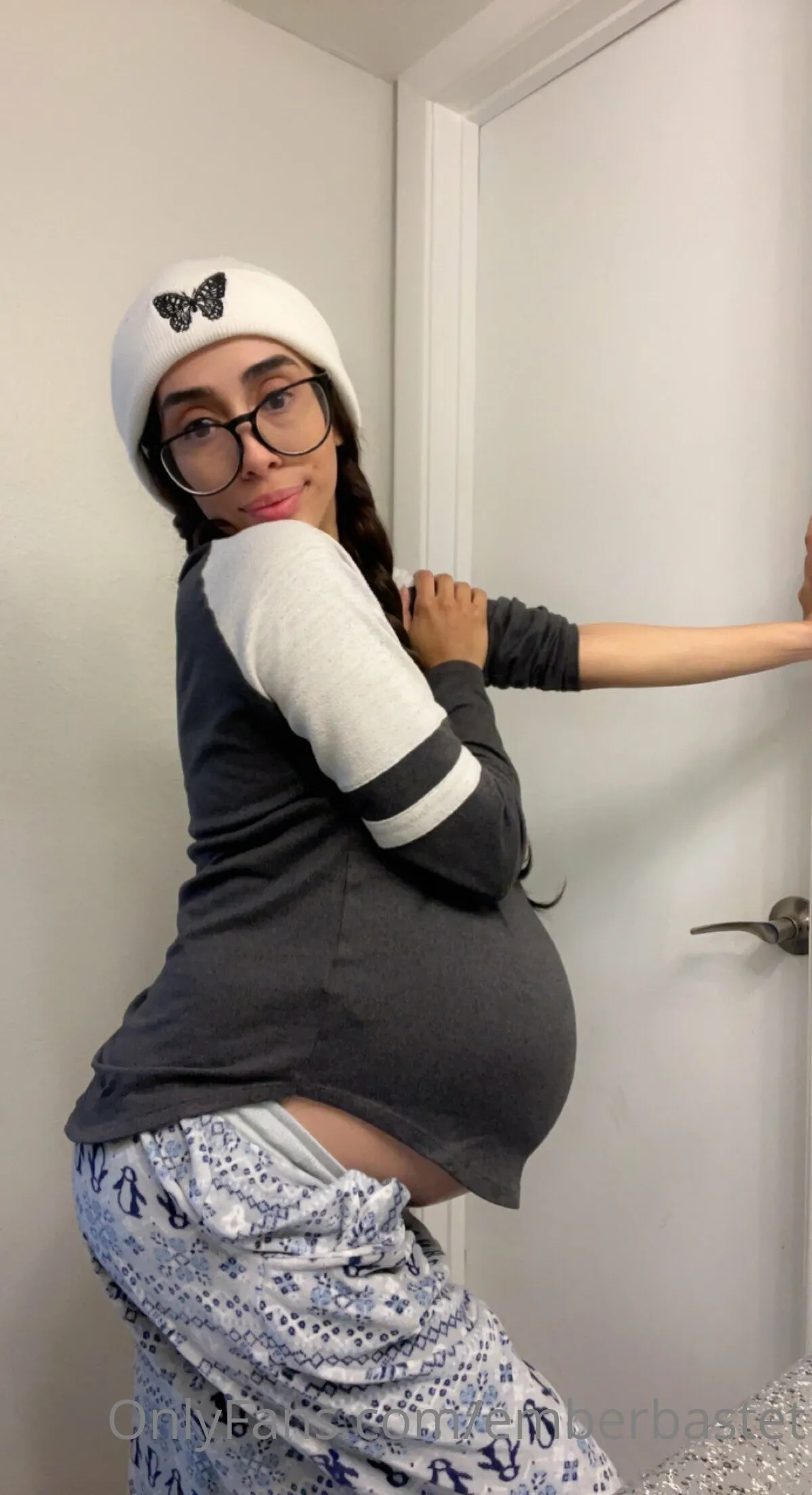 Pregnant Ember OnlyFans free account photo 15 - emberbastet nudes and sex tapes