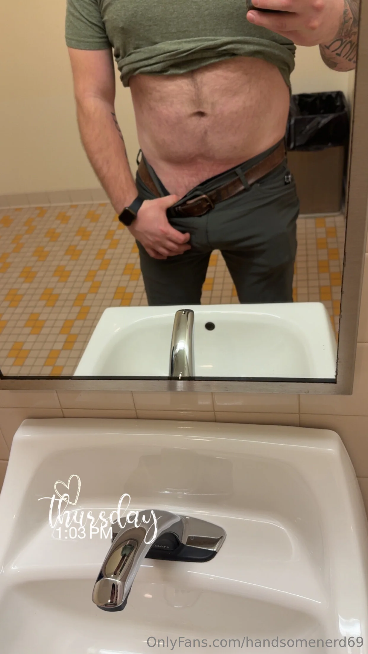 Handsomenerd OnlyFans free account photo 17 - handsomenerd69 nudes and sex tapes