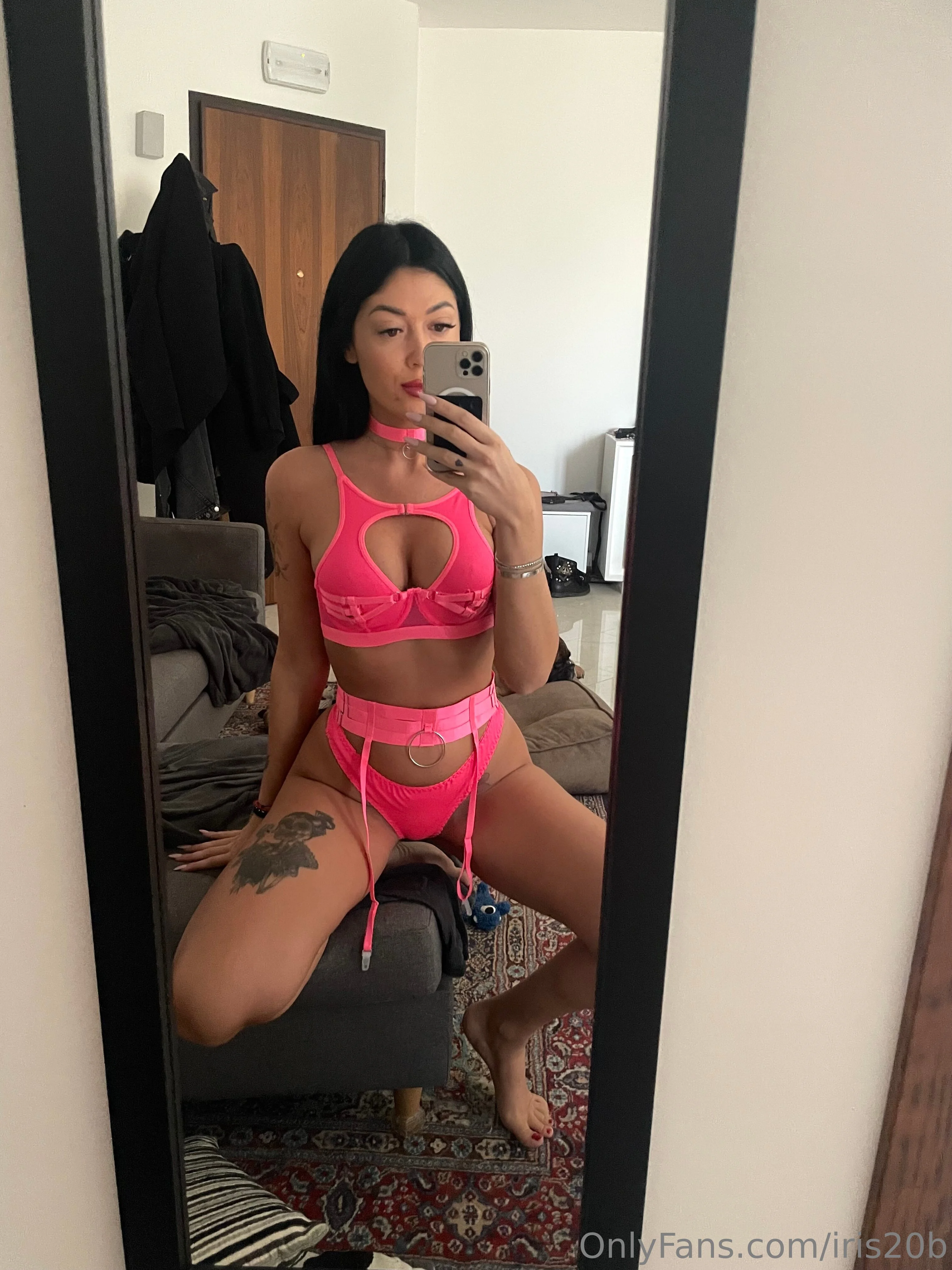 Iris 🖤 FREE OnlyFans free account photo 1 - iris20b nudes and sex tapes