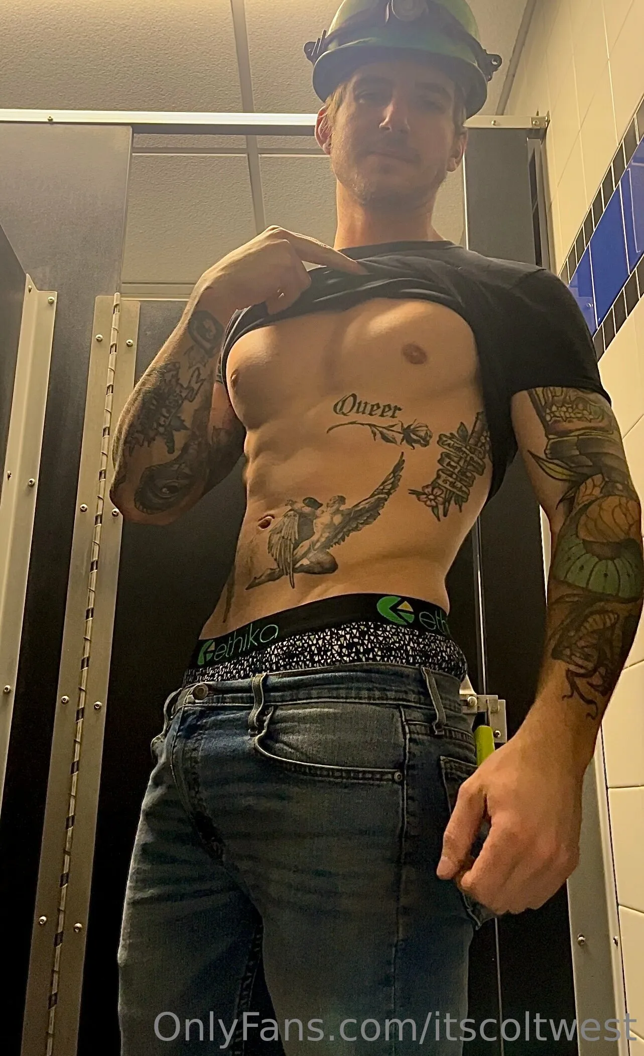 Colt West OnlyFans free account photo 11 - itscoltwest nudes and sex tapes