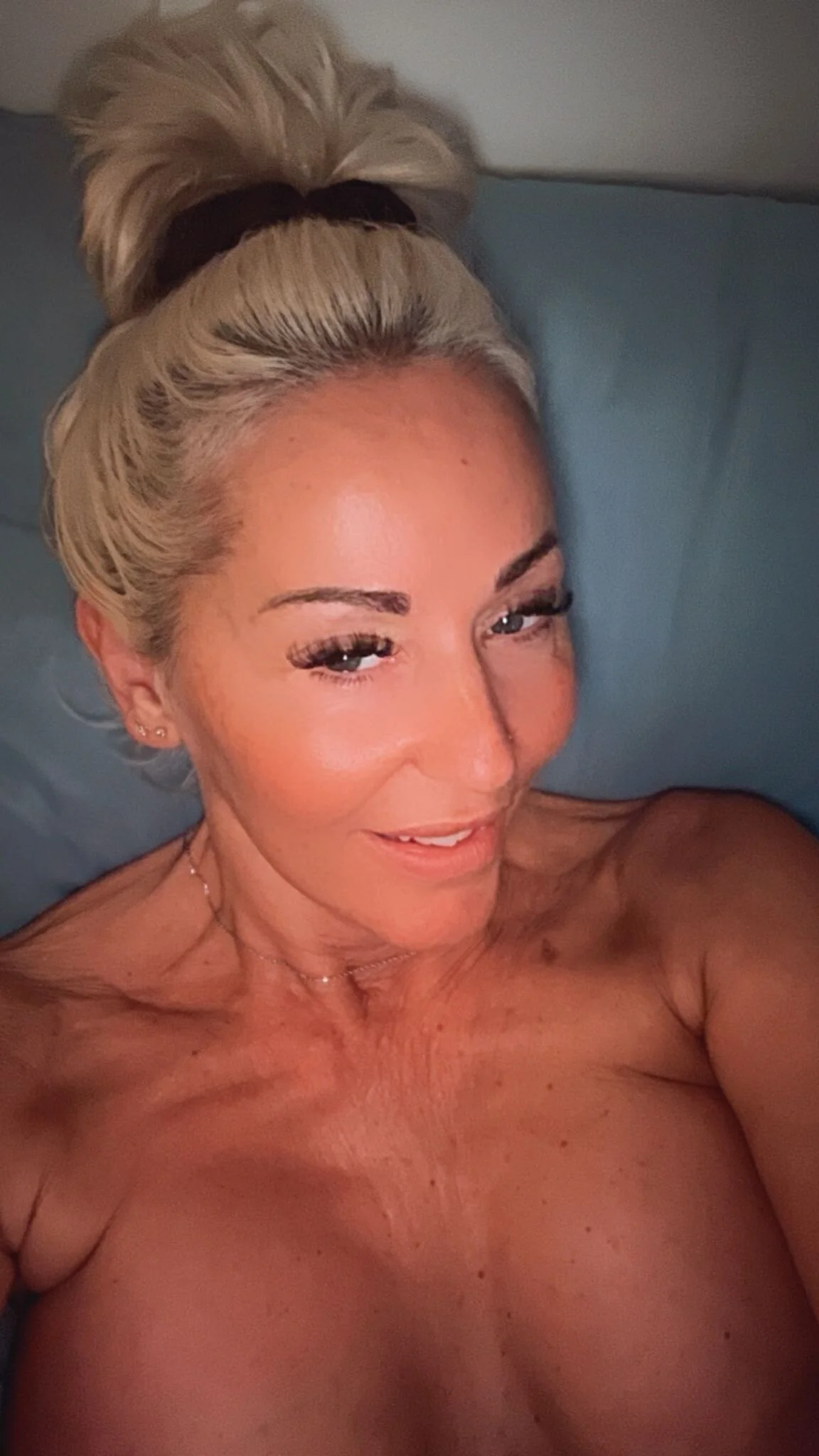Jan Burton (Free) OnlyFans free account photo 3 - janburtonfree nudes and sex tapes