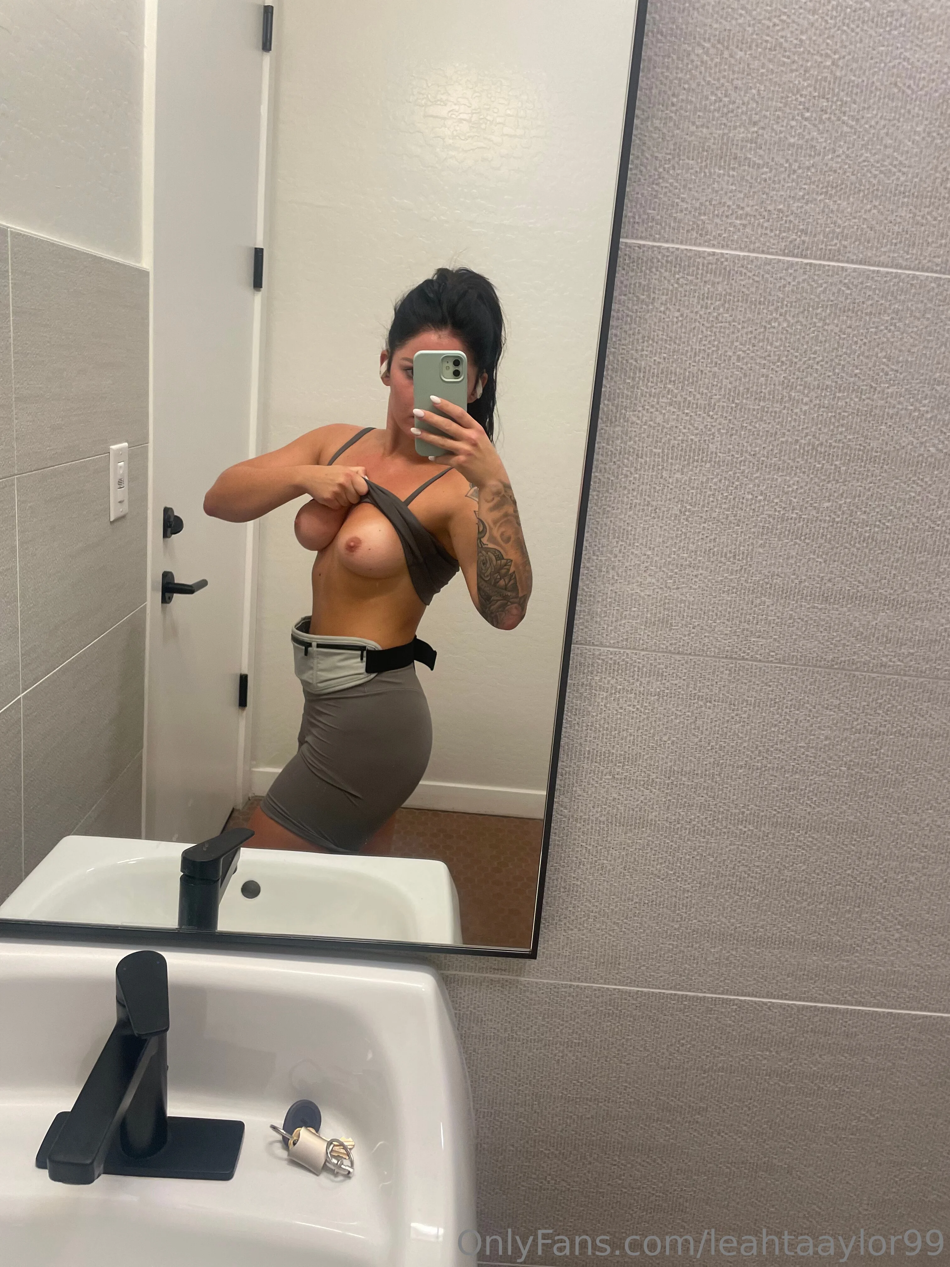 Leah Taylor OnlyFans free account photo 5 - leahtaaylor99 nudes and sex tapes