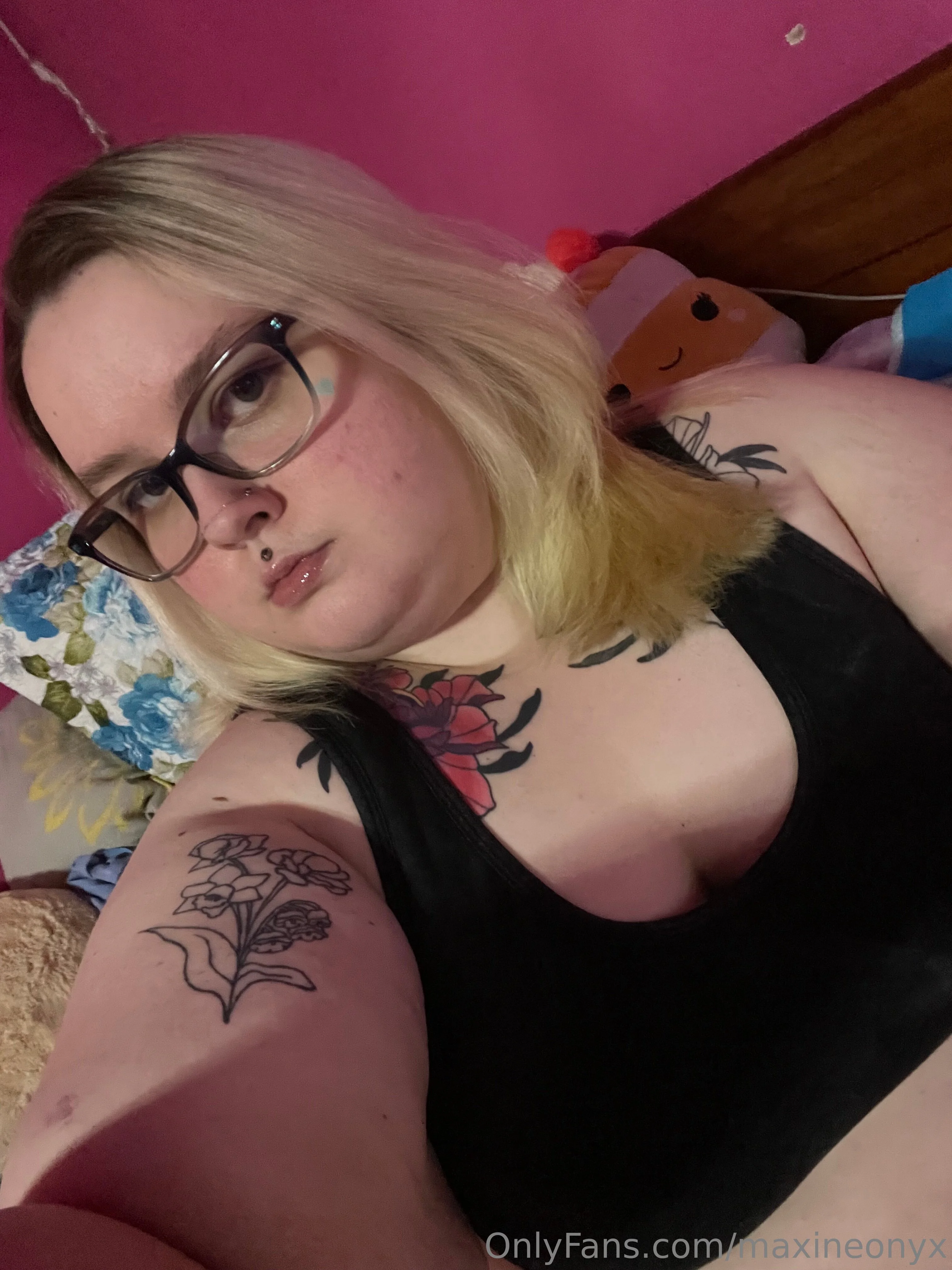 Maxine Onyx OnlyFans free account photo 5 - maxineonyx nudes and sex tapes