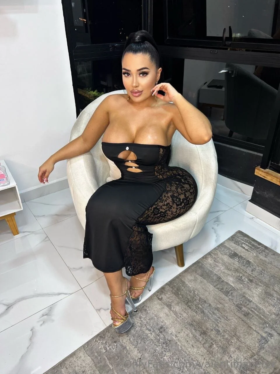 Valentina🍑BIGGEST ASS ON ONYLFANS OnlyFans free account photo 35 - valentiinaperez nudes and sex tapes