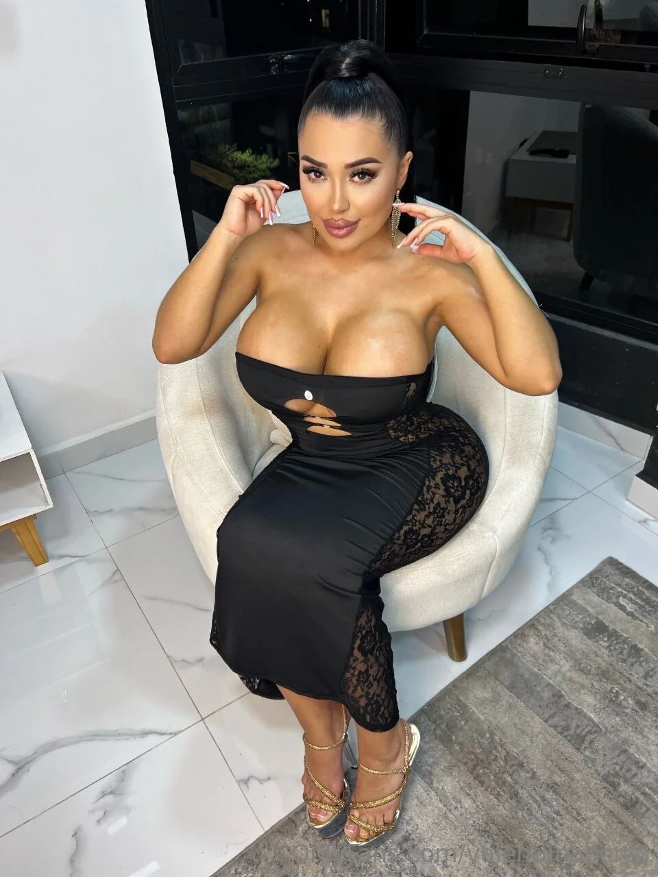 Valentina🍑BIGGEST ASS ON ONYLFANS OnlyFans free account photo 31 - valentiinaperez nudes and sex tapes