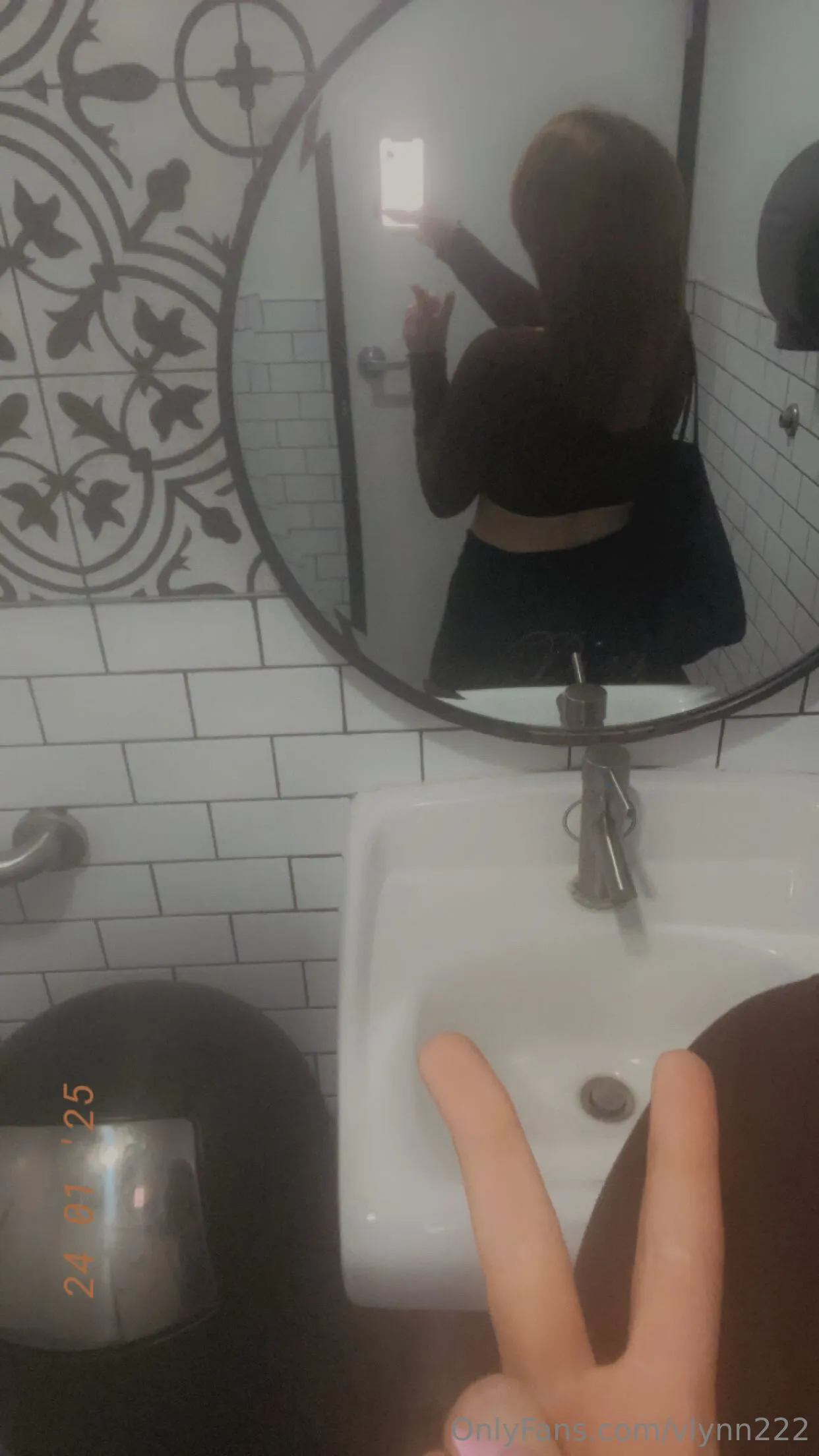 victoria 💓 OnlyFans free account photo 1 - vlynn222 nudes and sex tapes