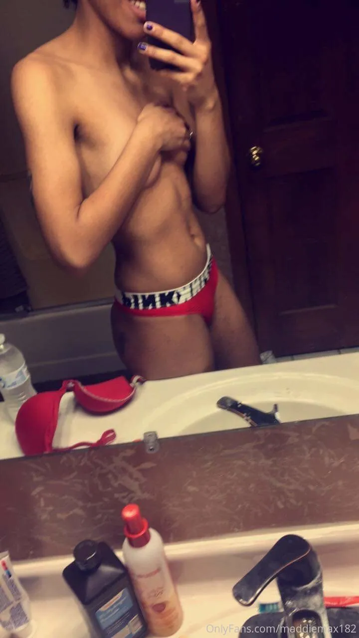 Maddieee😜😜 OnlyFans free account photo 17 - maddiemax182 nudes and sex tapes