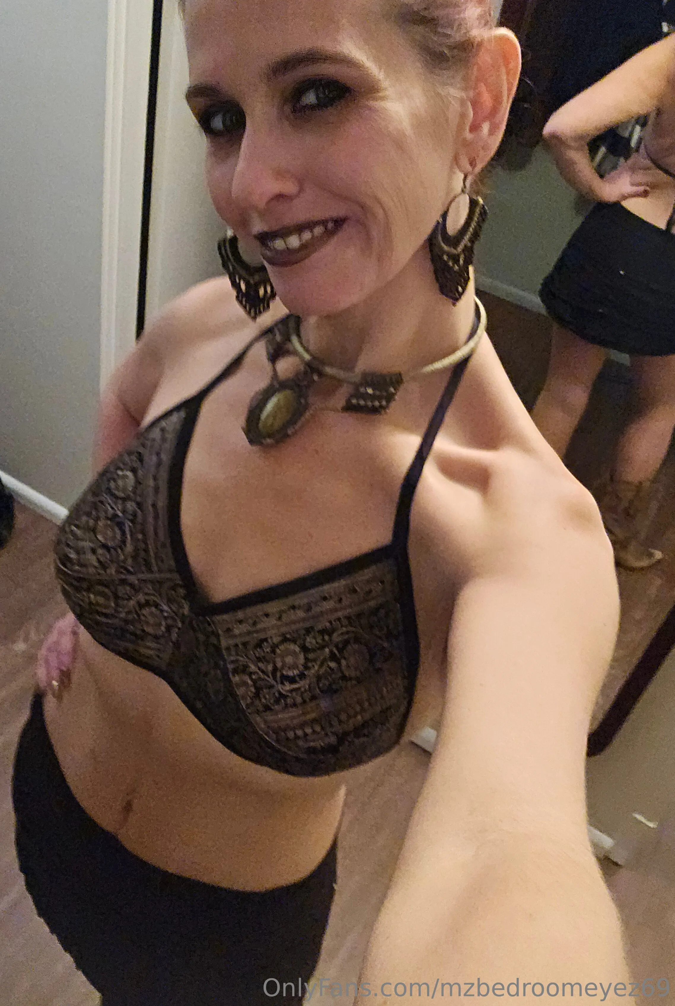 Mzbedroomeyez69 OnlyFans free account photo 35 - mzbedroomeyez69 nudes and sex tapes