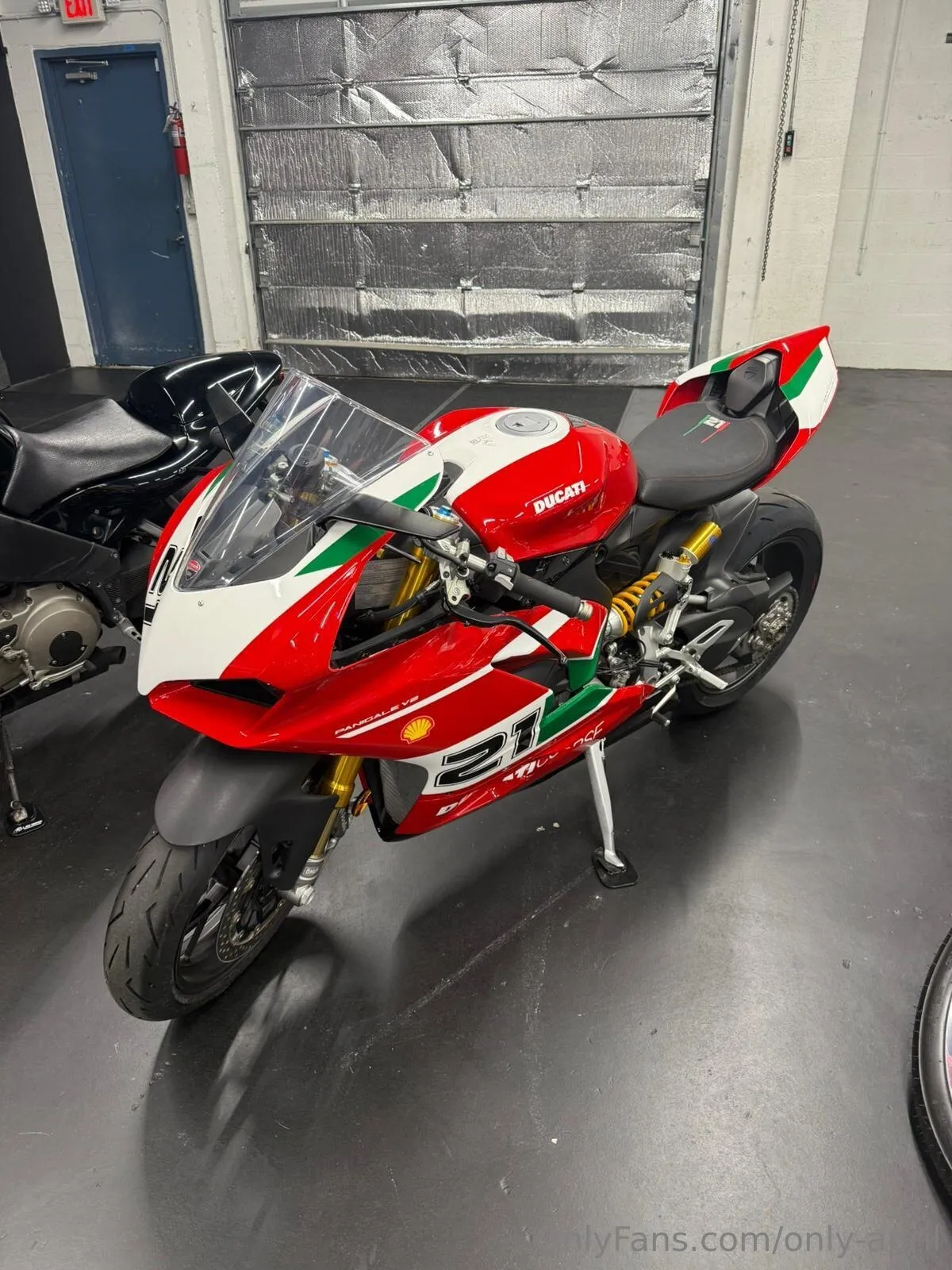 April Carter OnlyFans free account photo 17 - only-april nudes and sex tapes