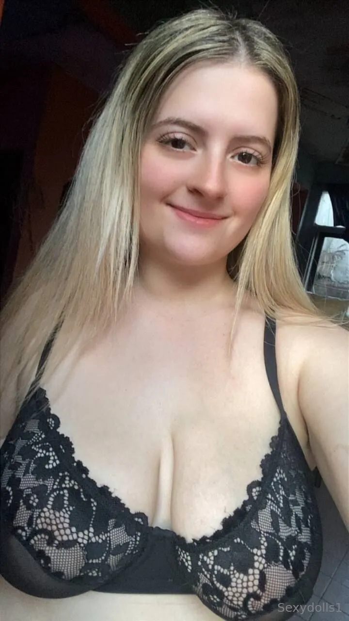 ✰𝚈𝙾𝚄𝚁 𝙱𝙻𝙾𝙽𝙳𝙴✰ OnlyFans free account photo 5 - sexydolls1 nudes and sex tapes