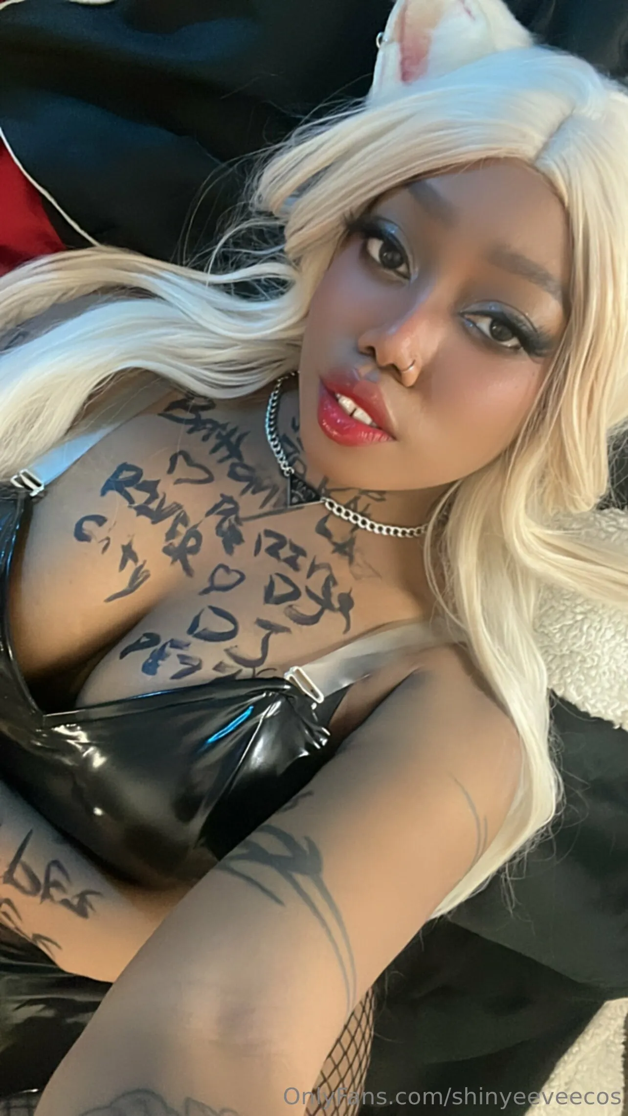 Shinyeevee OnlyFans free account photo 4 - shinyeeveecos nudes and sex tapes