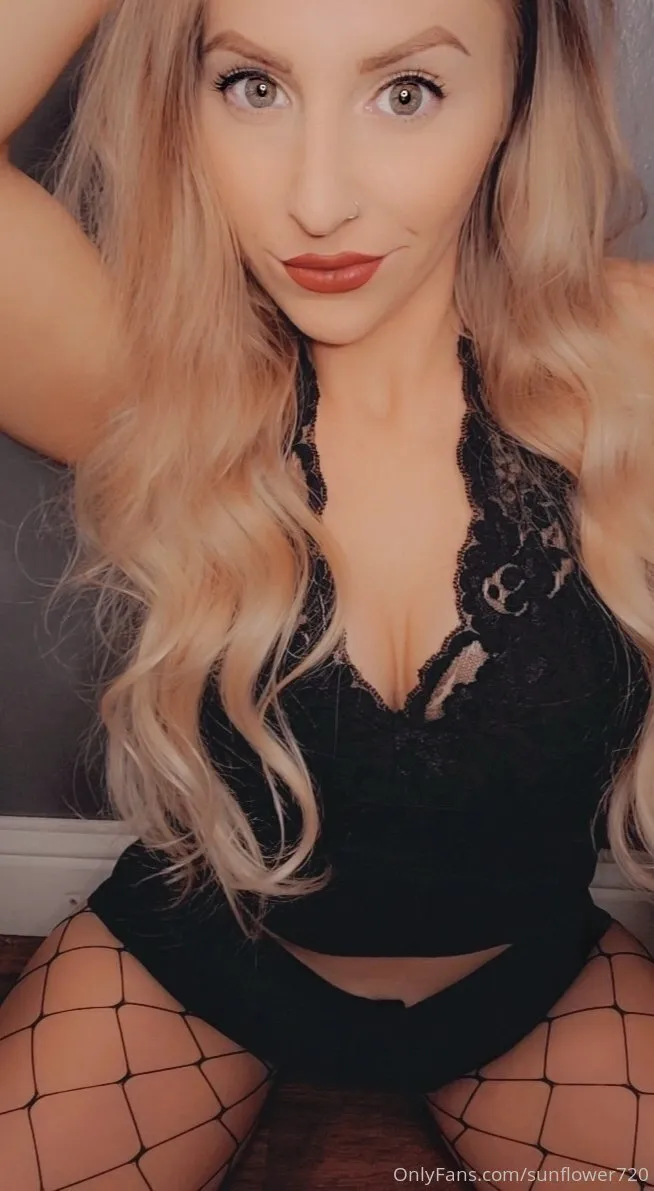 Sunny OnlyFans free account photo 7 - sunflower720 nudes and sex tapes