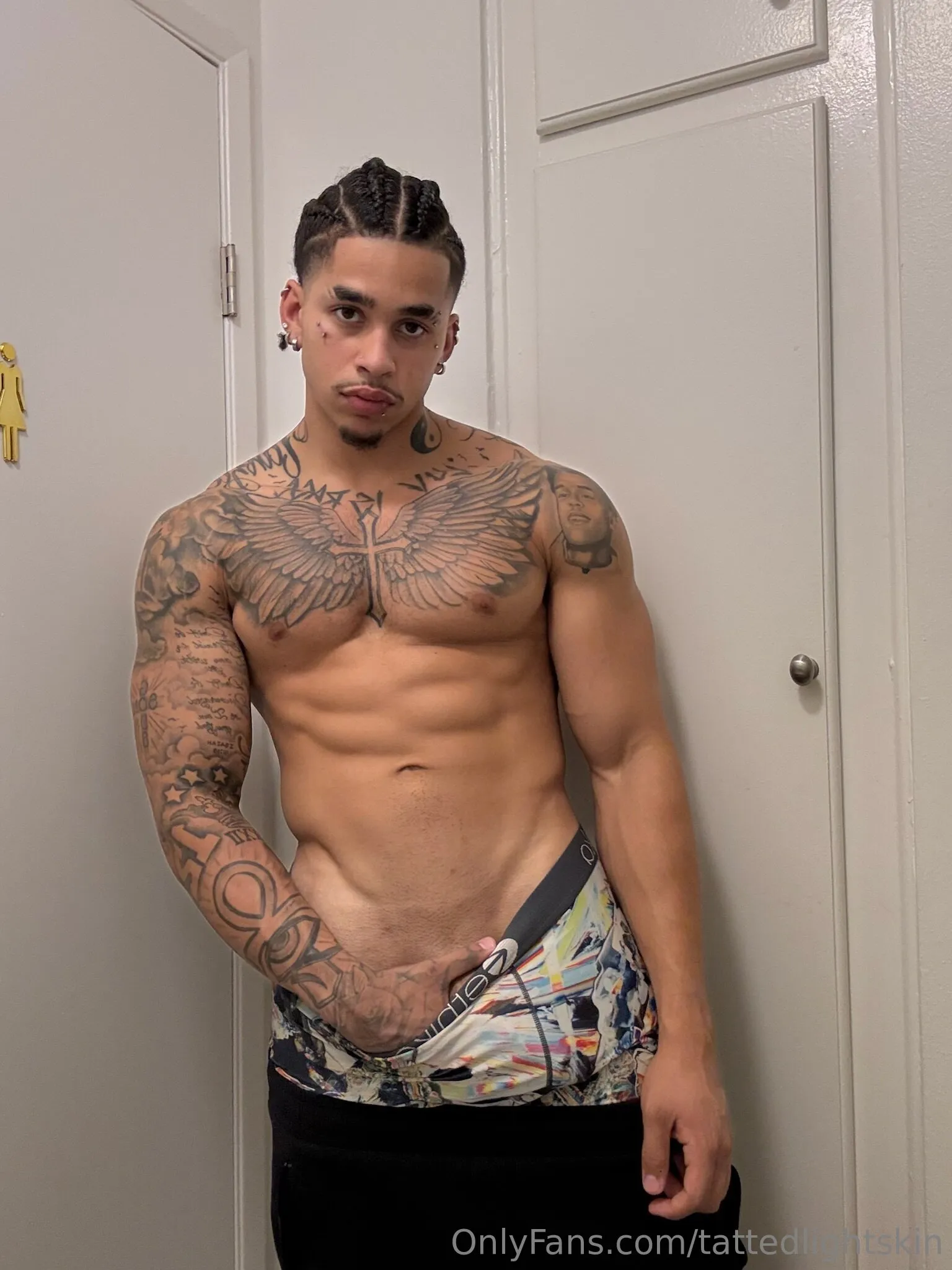 Valentino OnlyFans free account photo 9 - tattedlightskin nudes and sex tapes