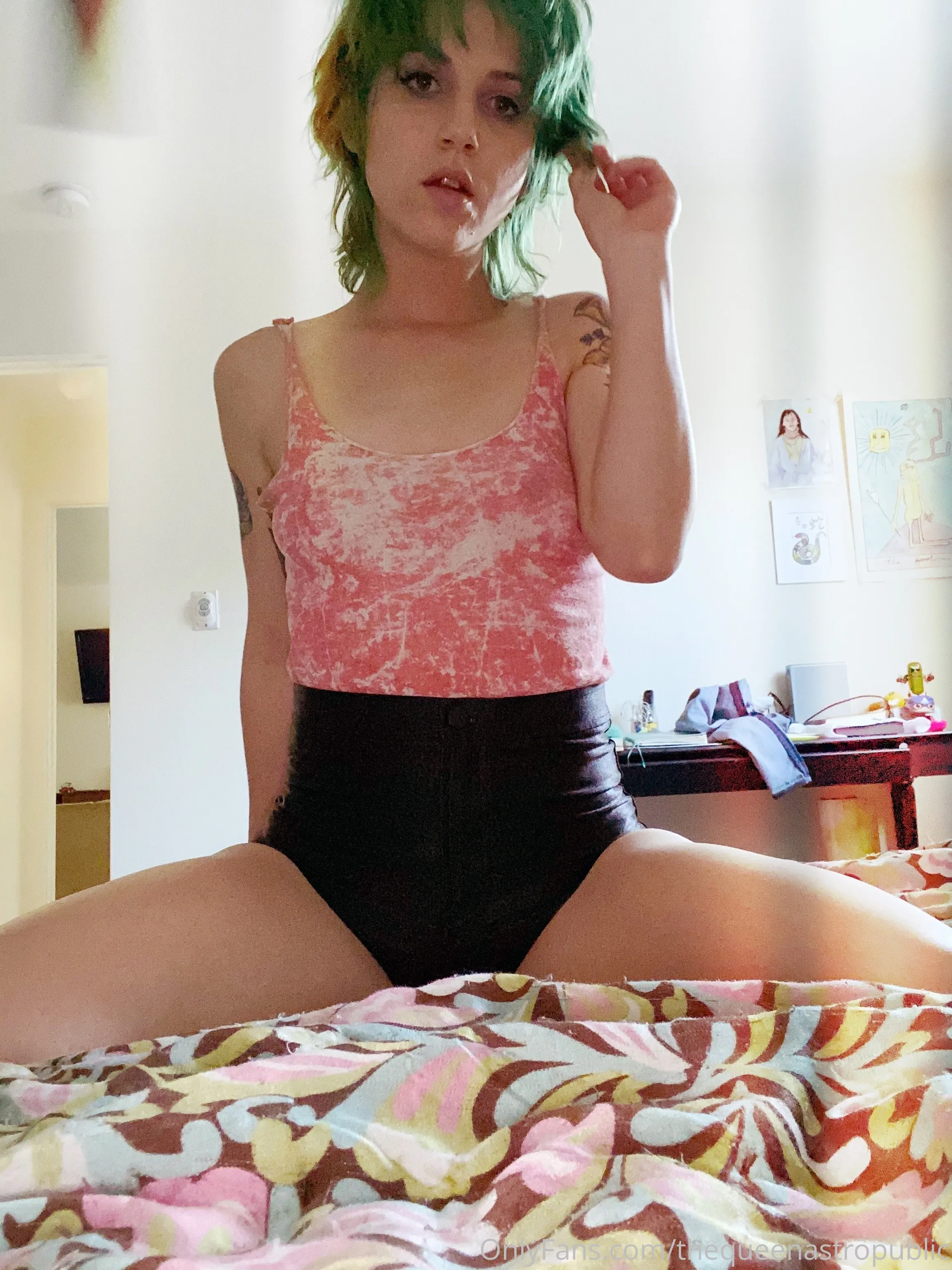 Queen Astro OnlyFans free account photo 5 - thequeenastropublic nudes and sex tapes