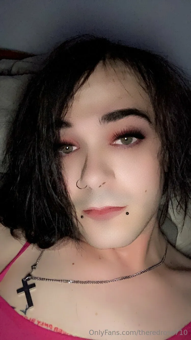🖤🏳️‍⚧️Emo transgirl🏳️‍⚧️🖤 OnlyFans free account photo 8 - theredrose710 nudes and sex tapes