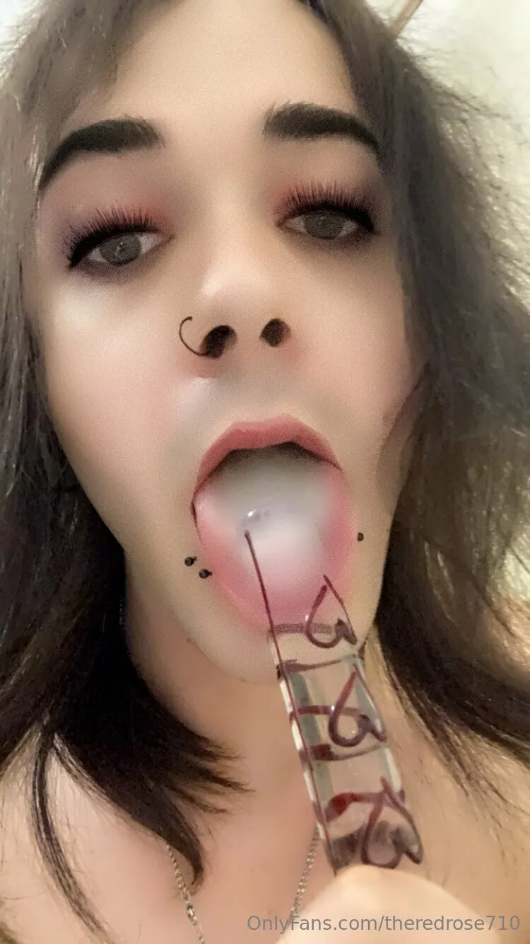 🖤🏳️‍⚧️Emo transgirl🏳️‍⚧️🖤 OnlyFans free account photo 6 - theredrose710 nudes and sex tapes